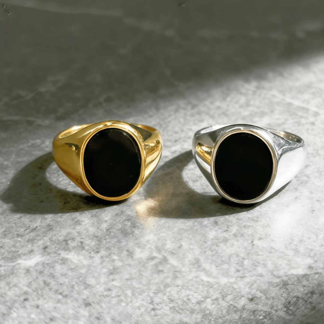Minimalist Oval Black Agate Titanium Steel Ring (Light Luxury Business Style)