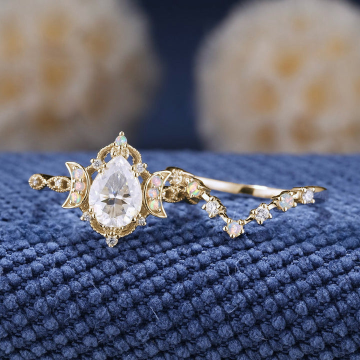 Moon-Star Teardrop Diamond Double Layer Stackable Ring (Dreamy Luxury Vintage Style)