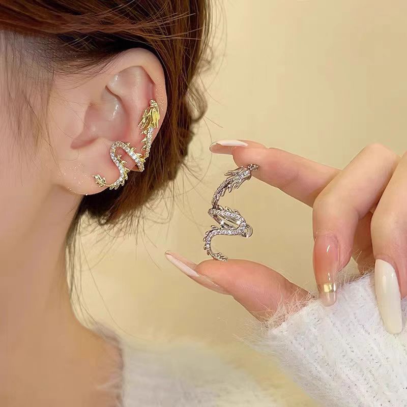 Dragon-Shaped Micro-Diamond Clip-On Ear Cuff (Guochao Luxury Personalized Style)