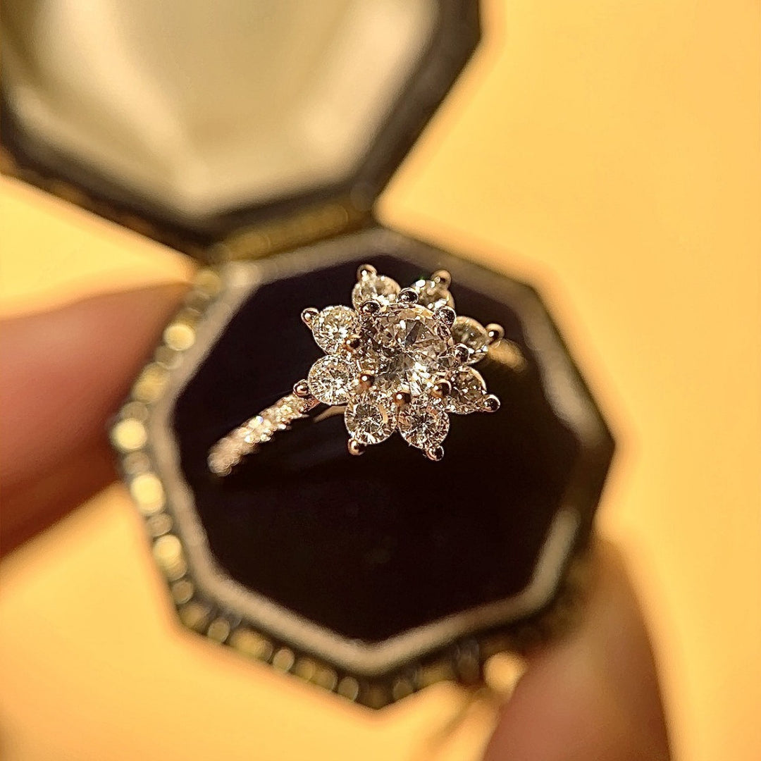 Snowflake Cluster-Set Center Diamond Ring (Romantic Luxury Ritual Style)