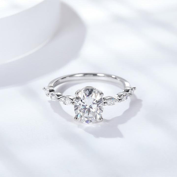 S925 Sterling Silver Luxury Carat Diamond Ring – Sparkling Engagement Proposal Ring