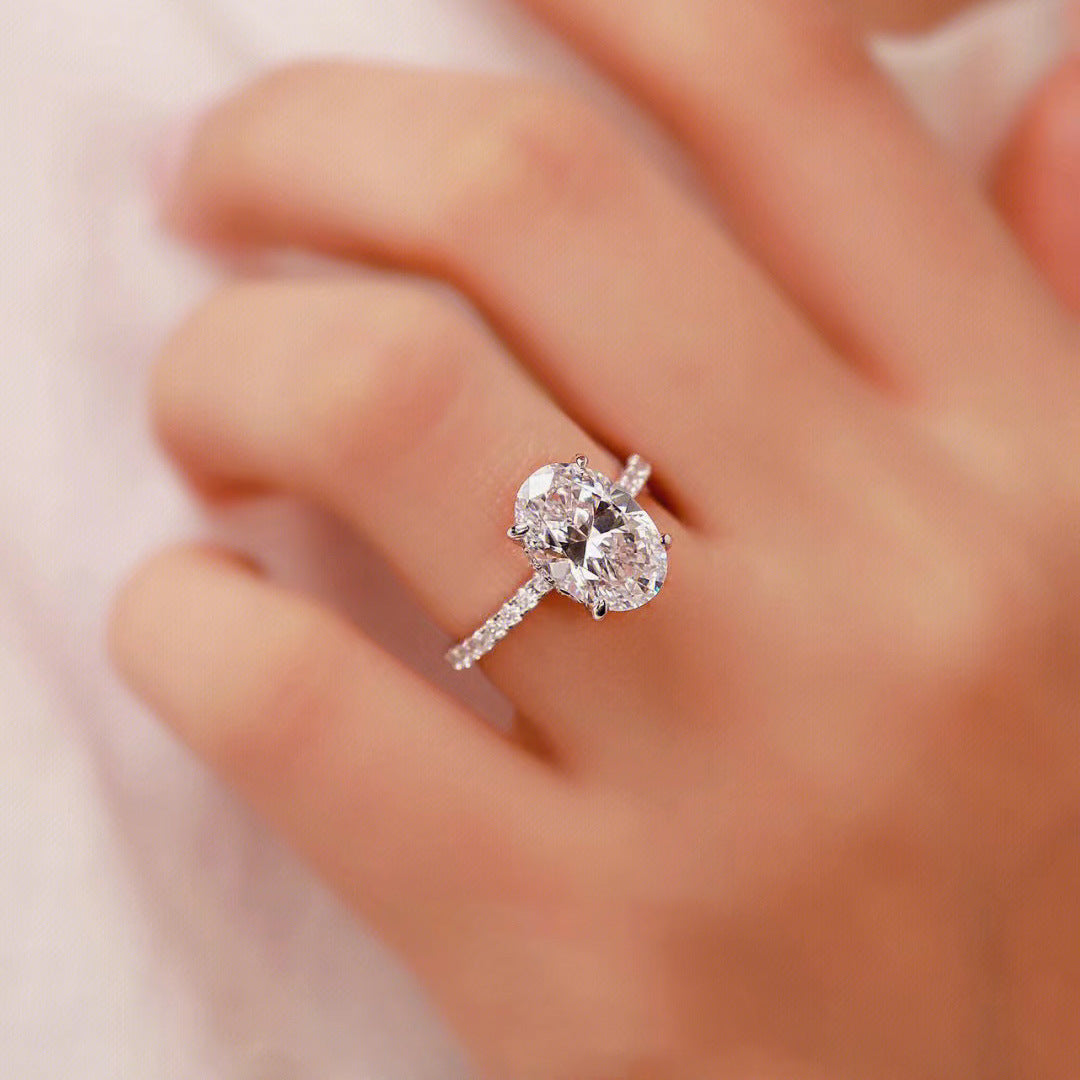 S925 Sterling Silver Oval Cut Four-Prong Engagement Ring for Women