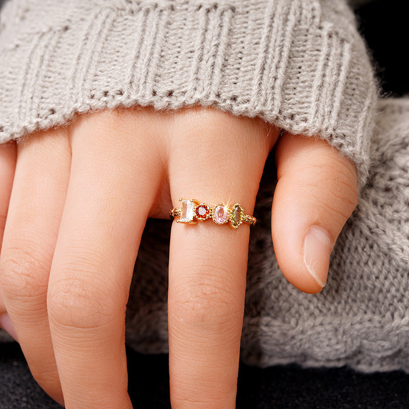 Four Seasons Gemstone Row Ring (Light Luxury Niche Vintage Band)