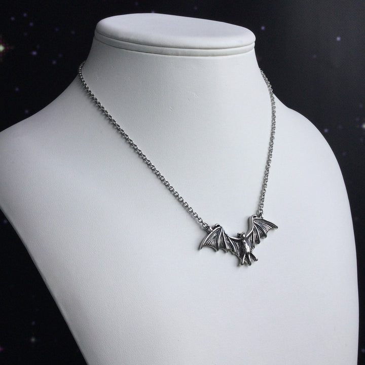 Gothic Retro Bat Cuban Chain Choker (Dark Punk Style)