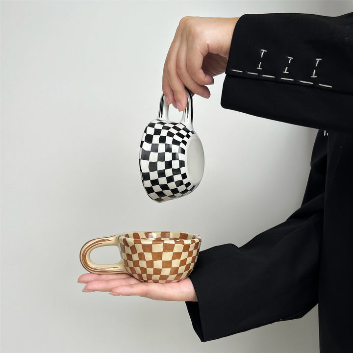 Checkerboard Pattern Retro Ceramic Mug (Niche Art Style Series)