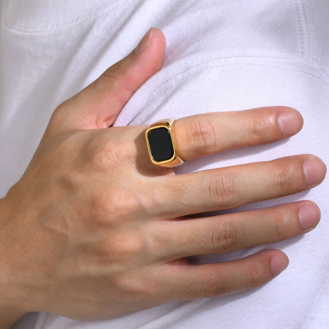 Minimalist Square Black Ring Gold (Minimalist Light Luxury Business Style)