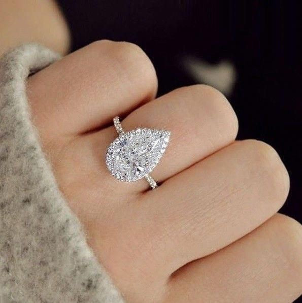 Cone-Shaped Full Zircon Closed Ring for Women