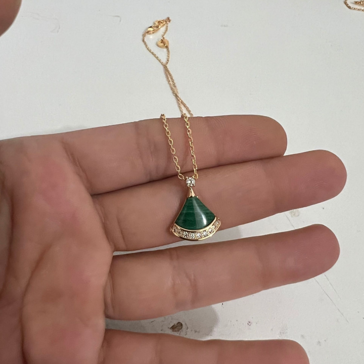 Luxury Skirt Shape Fan Necklace Set (High-End Pavé Gemstone Choker)