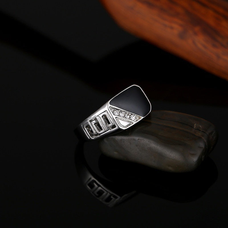 Titanium Steel Geometric Black Face Diamond-Embedded Men's Ring (Light Luxury Business Style)
