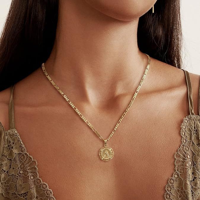 Vintage Lace Round 26 Letter Figaro Necklace, 14K Gold Plated Personal Initial Pendant Clavicle Chain