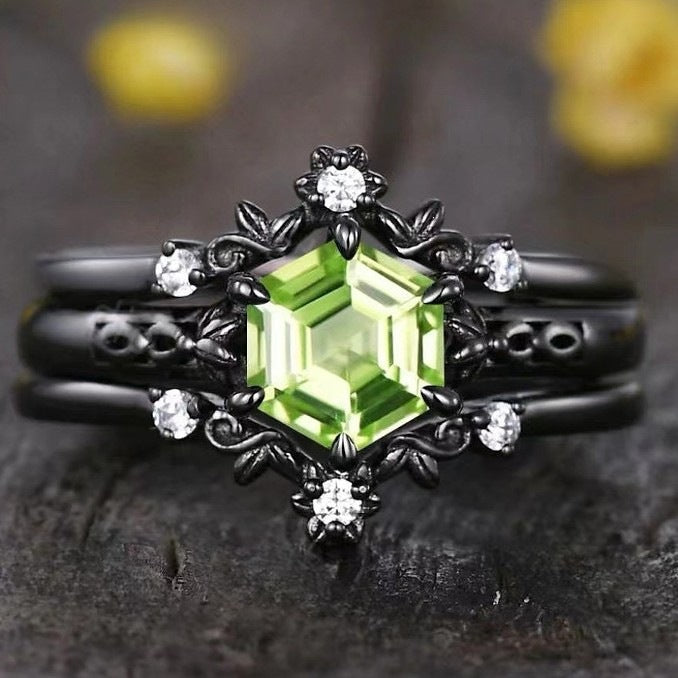 Black‑Tone Hexagonal Simulated Peridot Floral Ring Set