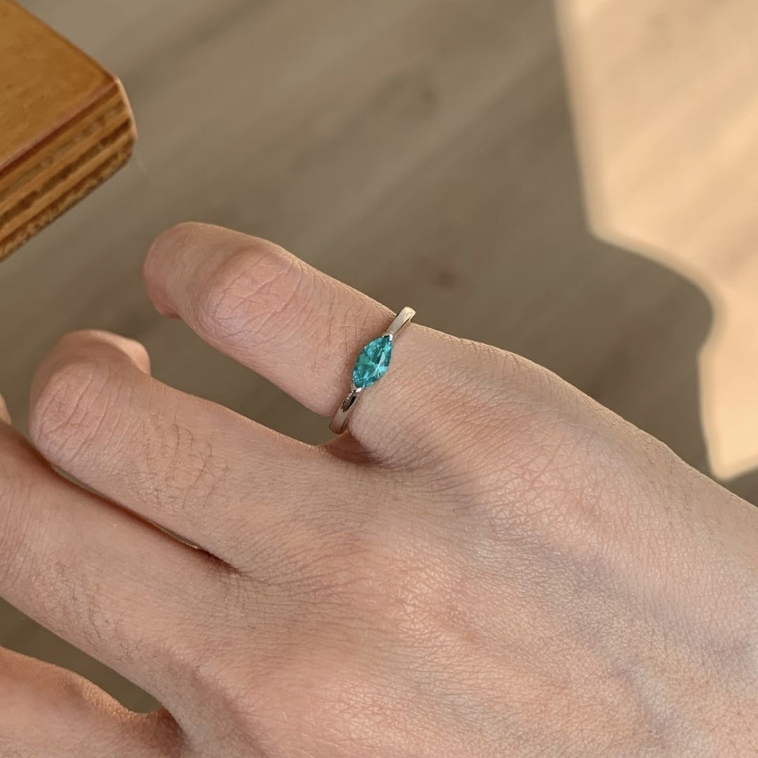 Minimalist Marquise‑Cut Teal Gemstone S925 Silver Women’s Ring