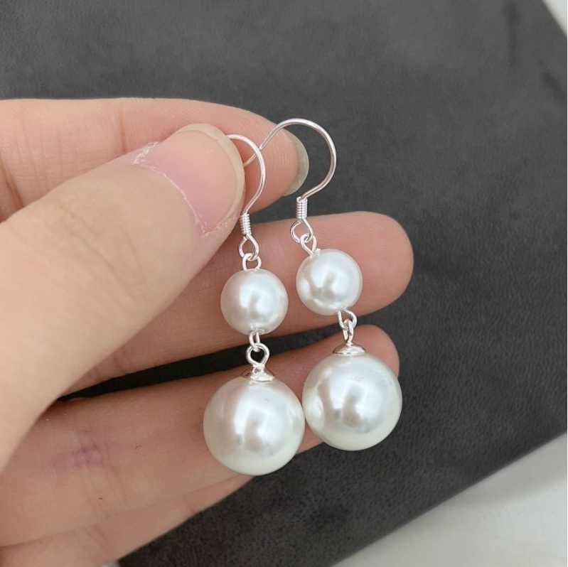 Graduated Pearl Long Drop Earrings (Elegant Slimming Statement Earrings)