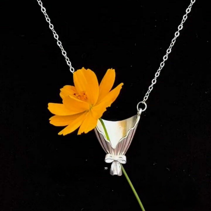 Bow Bouquet Pendant Necklace, Dainty Locket For Fresh & Dried Flowers, Gold & Silver Two-Tone Romantic Art Collarbone Chain