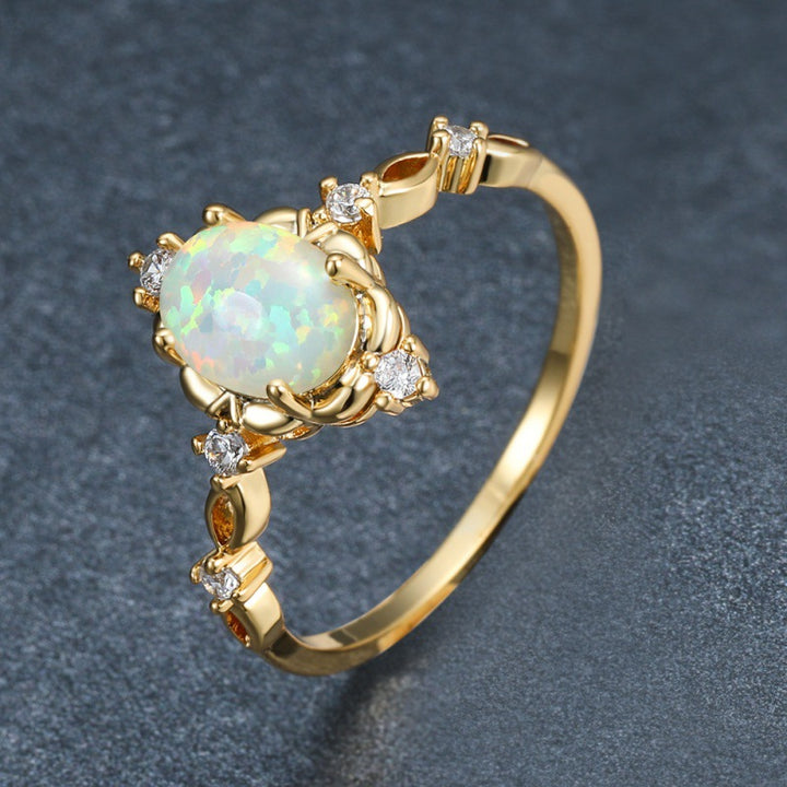 Vintage Oval Diamond Statement Ring (Luxury 18K Gold Engagement Band)