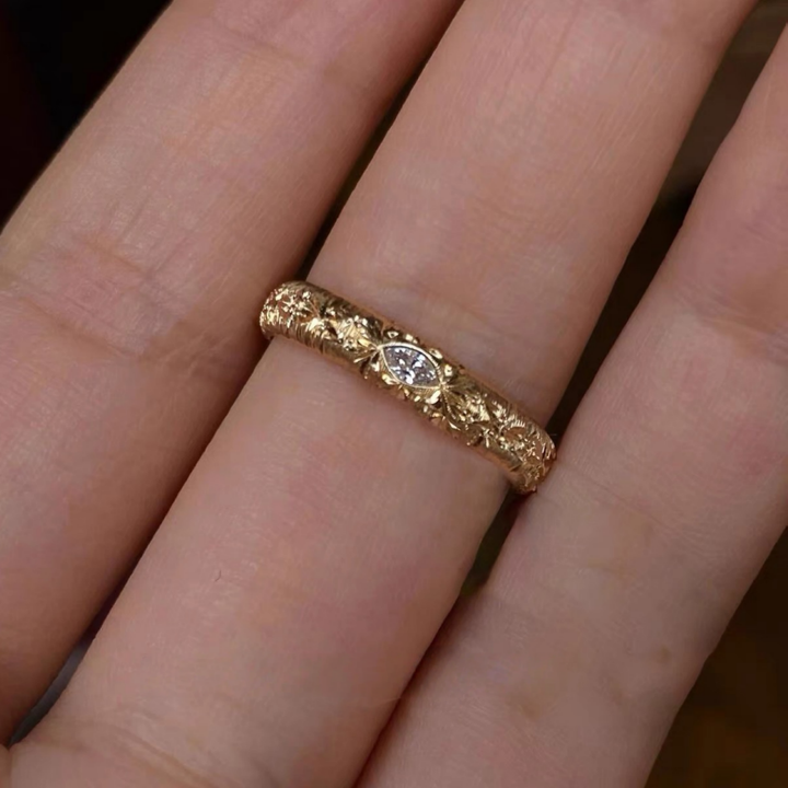 Vintage Vine Oval Center Stone Ring