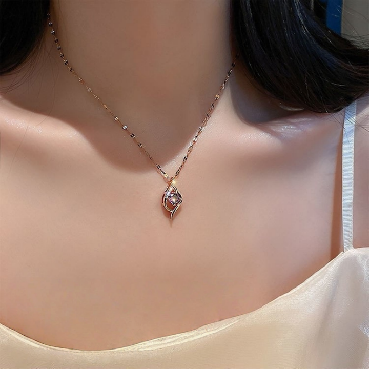 Luxury Streamlined Twisted Purple Diamond Necklace, Elegant Gold Paved Clavicle Chain for Women