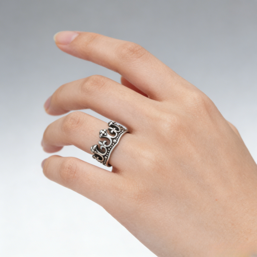 Vintage Crown Statement Ring (Unisex Gothic Engraved Band)