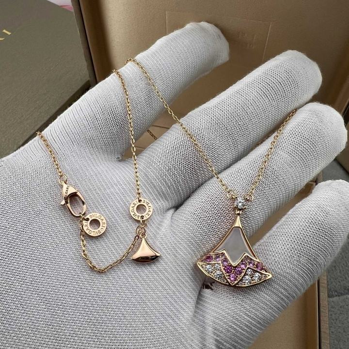 Luxury Skirt Shape Fan Necklace Set (High-End Pavé Gemstone Choker)