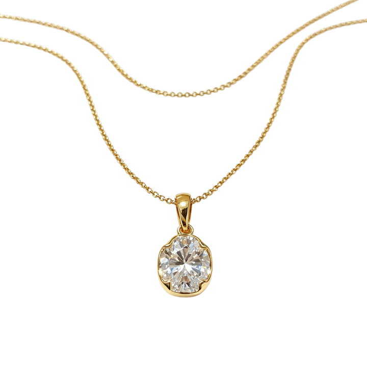 Oval Shiny Diamond Bezel Set Collarbone Necklace, 2 Colors Gold & Silver Minimal Luxury Oval Diamond Jewelry