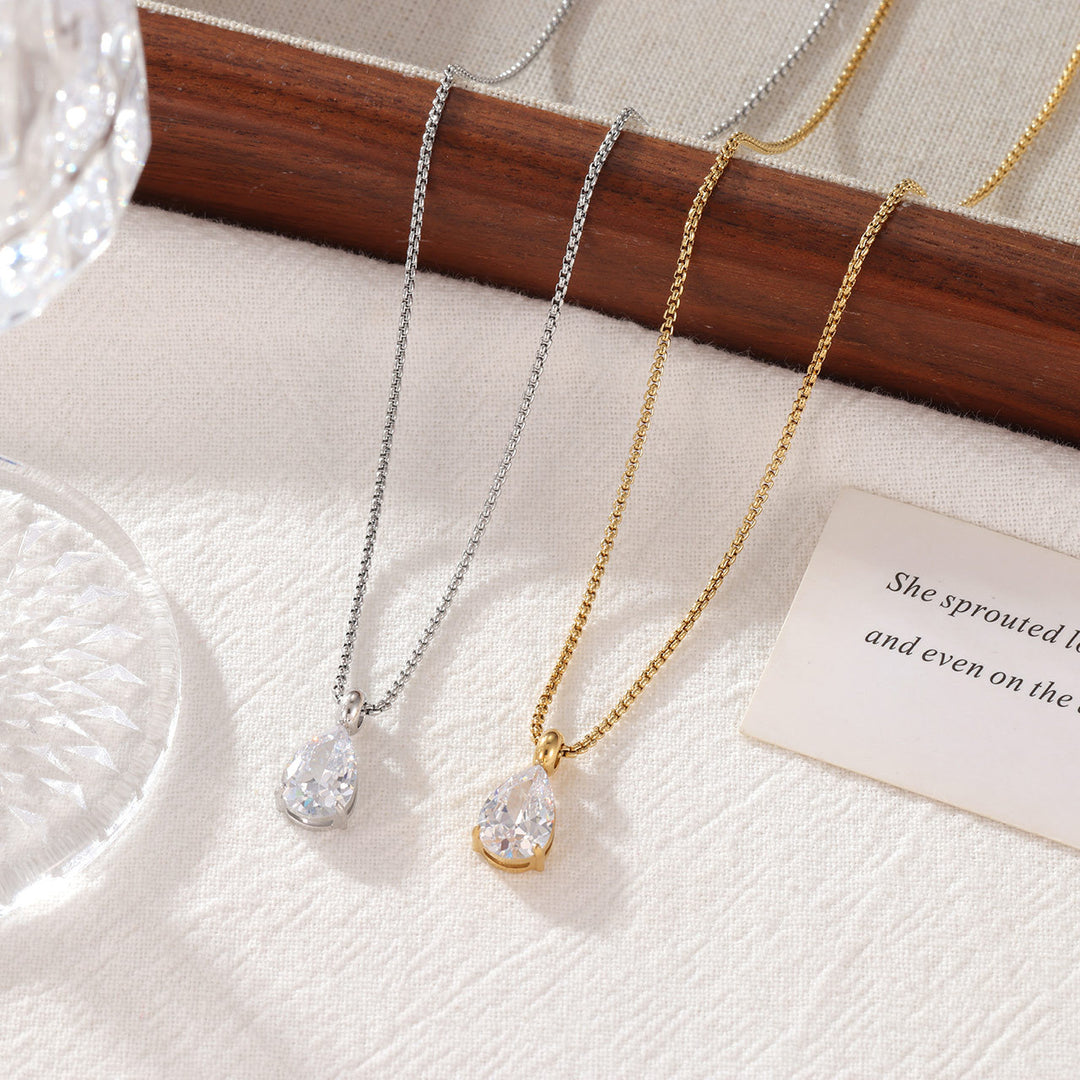 Luxury Teardrop Solitaire Necklace (Versatile Silver Tone Clavicle Chain)