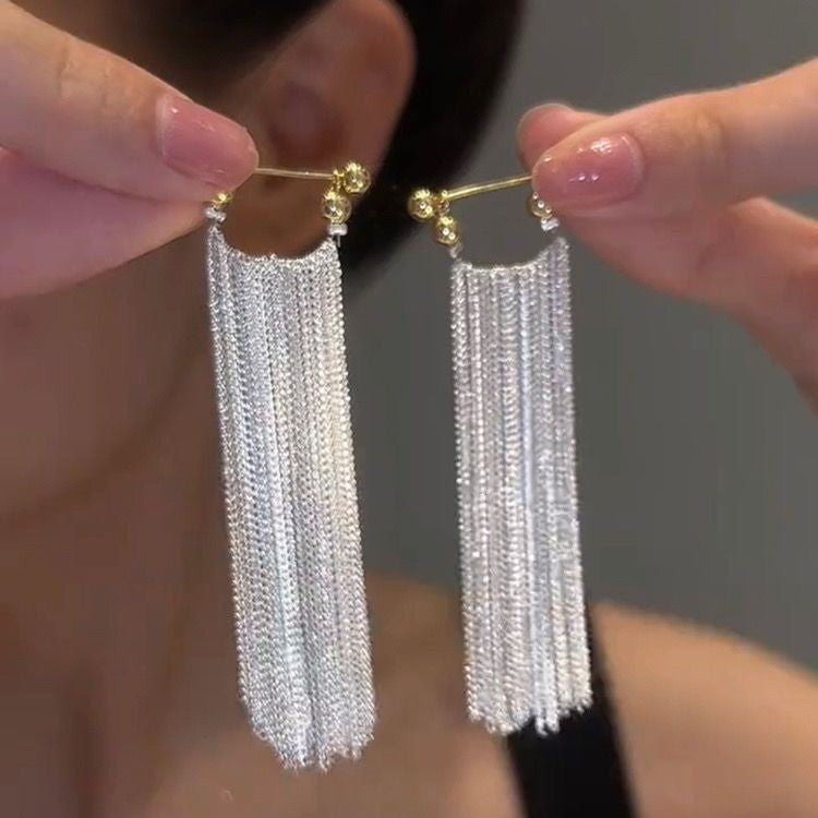 Gold-Silver Contrast Tassel Drop Earrings (Light Luxury Dynamic Atmosphere Earrings)