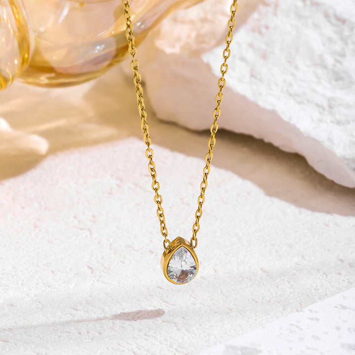 Teardrop Diamond Bezel-Set Clavicle Chain (Light Luxury Niche Minimalist Necklace)