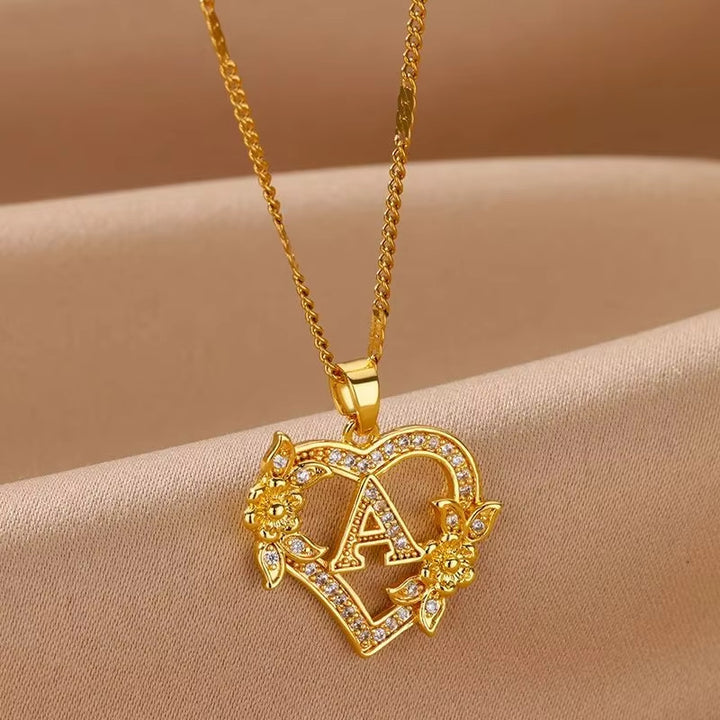 Vintage Flower Heart Pave Crystal Letter Necklace, 316L Stainless Steel 14K Gold Plated Luxury A-Z Initial Pendant Clavicle Chain Niche Jewelry