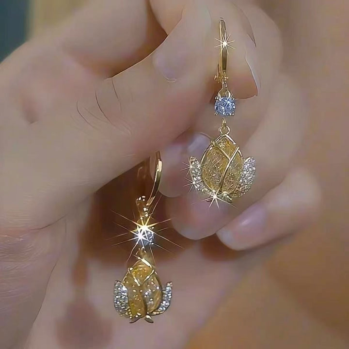 Hollow Tulip Diamond Hoop Earrings, Luxury Yellow Tulip Flower Dangle Earrings, Gold Elegant Earrings