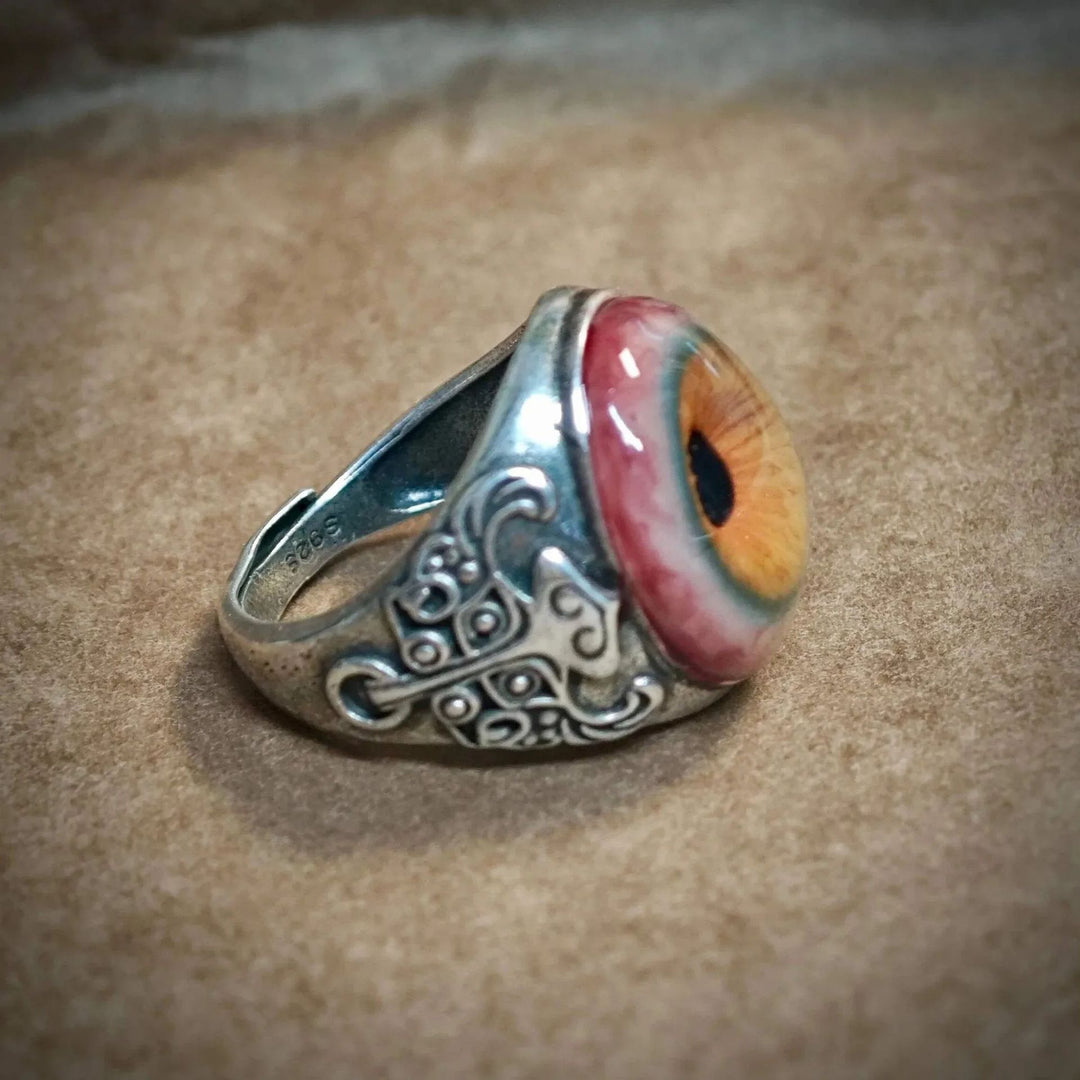 Niche “Window to the World” Realistic Eyeball Adjustable Ring