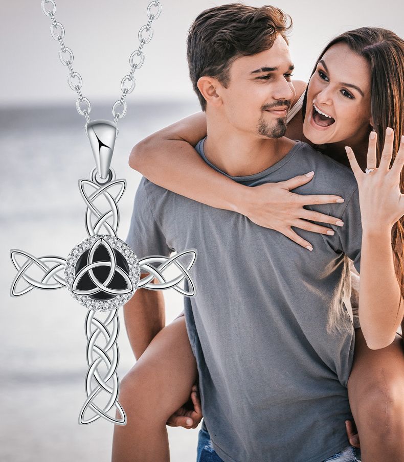 Celtic Cross Necklace – Women's Minimalist Luxury & Unique Style