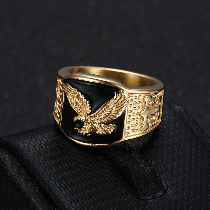 Hip-Hop 18K Gold Flying Eagle Bold Men's Ring (Black-Gold Contrast Style)