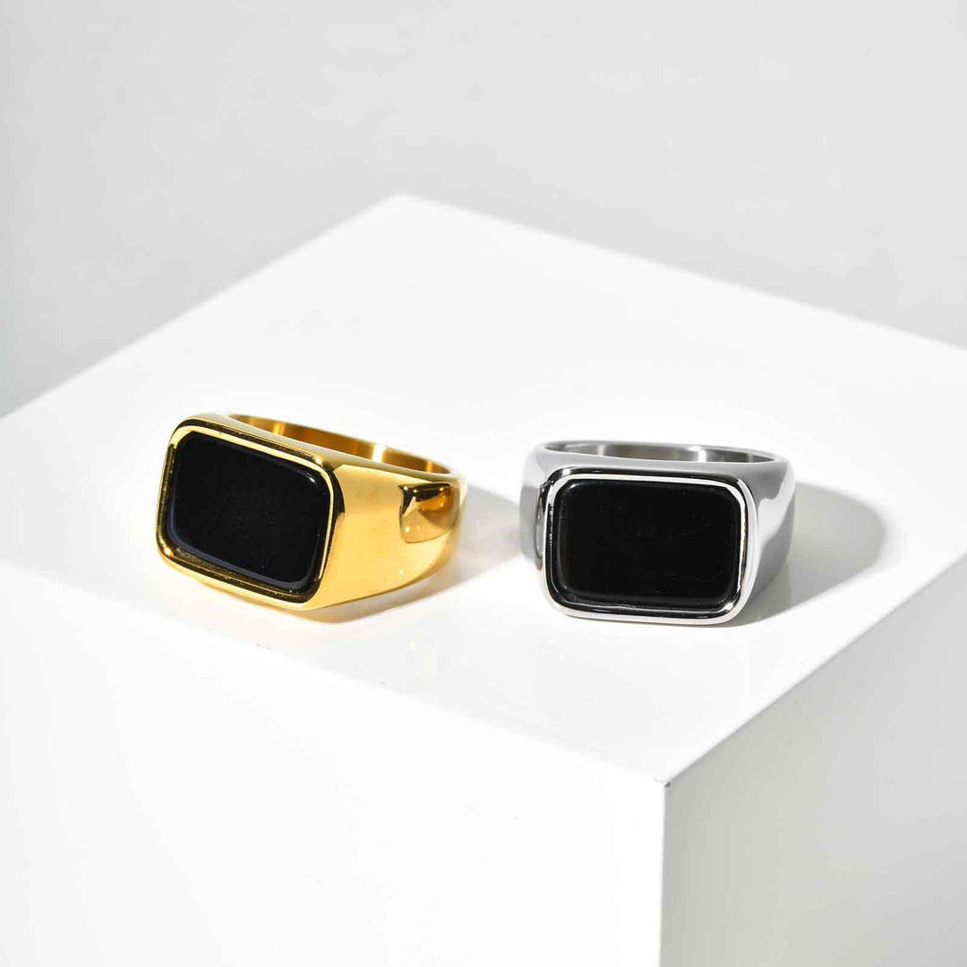 Minimalist Square Black Ring Gold (Minimalist Light Luxury Business Style)