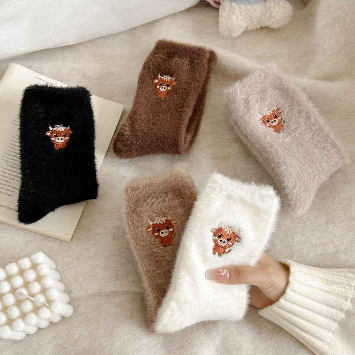 🔥Women's Cute Warm Highland Cow Embroidered Plush Socks