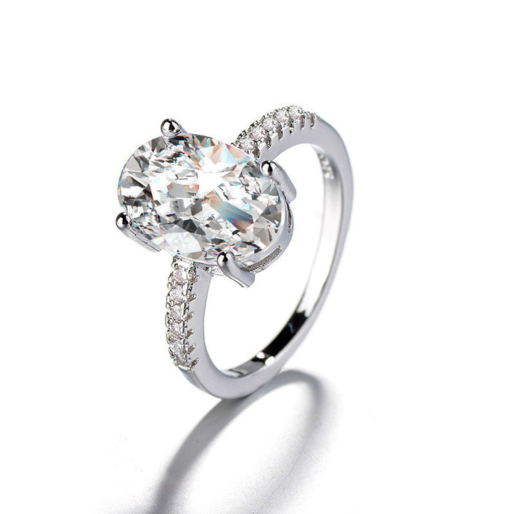 Oval Center Stone Halo Diamond Ring (Light Luxury Ritual Style Series)