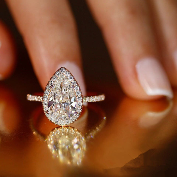 Pear Diamond Halo Ring (Women's Luxury Elegant Style)