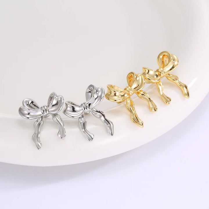 Elegant Bowknot Stud Earrings