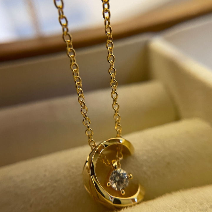 Quilted Crescent Single Diamond Collarbone Chain, S925 Silver Luxury Half-Moon Pendant Necklace, Gold & Silver Two Tones