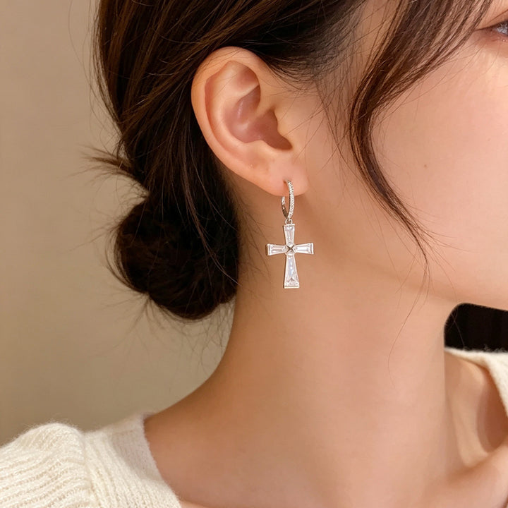 S925 Silver Cross Huggie Earrings, Minimalist Tapered Baguette Diamond Cross Drop Earrings in Gold & Silver