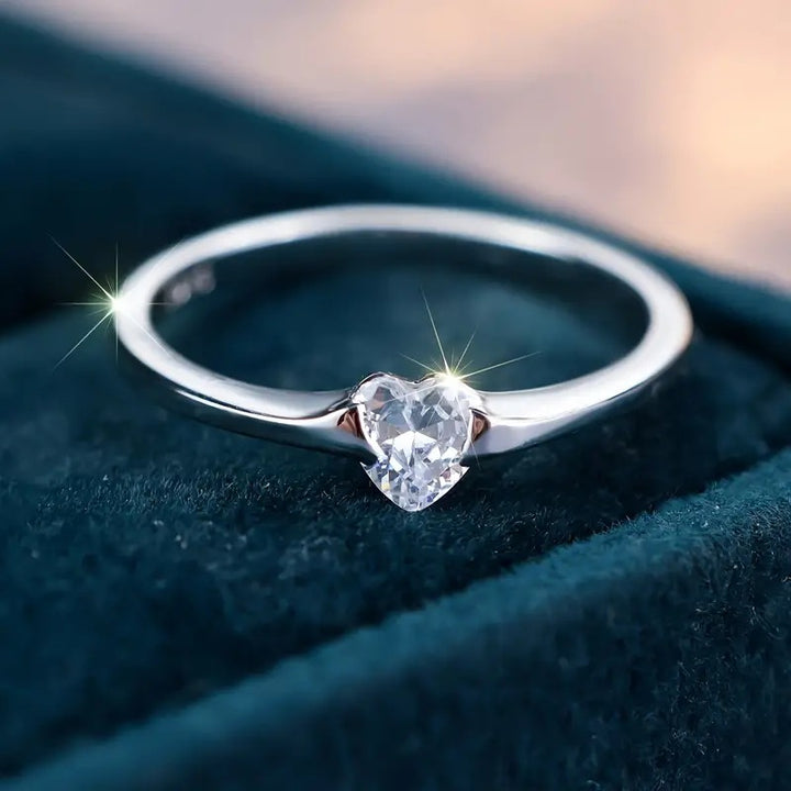Heart‑Shaped Diamond Minimalist S925 Silver Ring