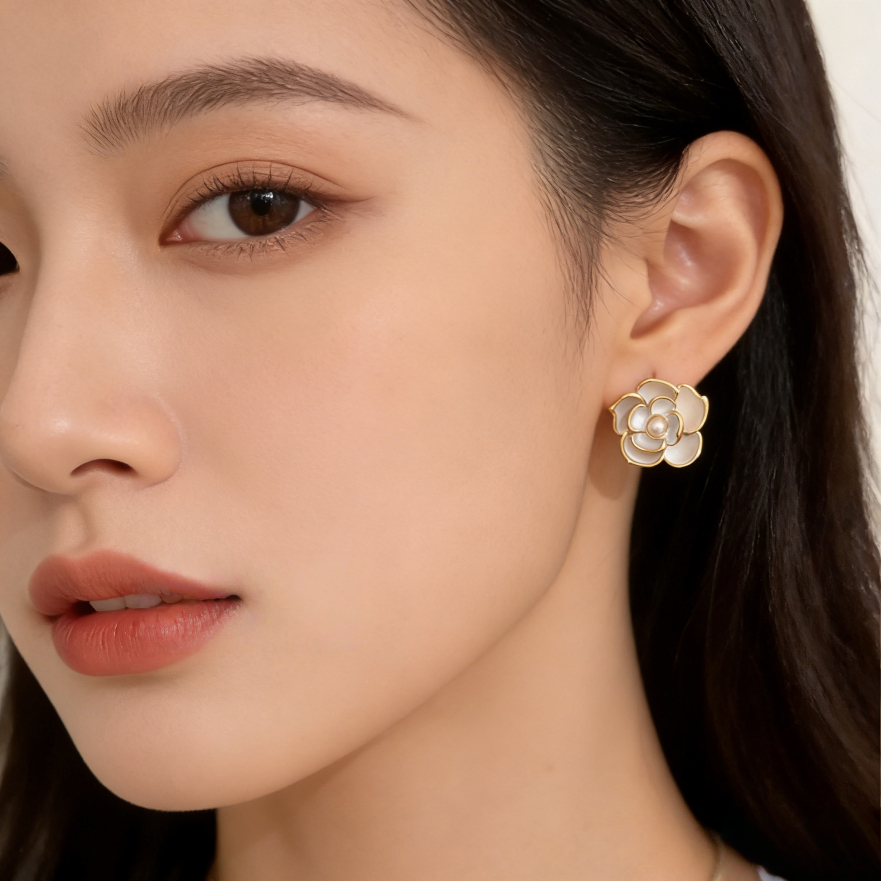 French White Flower Earring Set (Luxury Gentle Elegant Earrings)