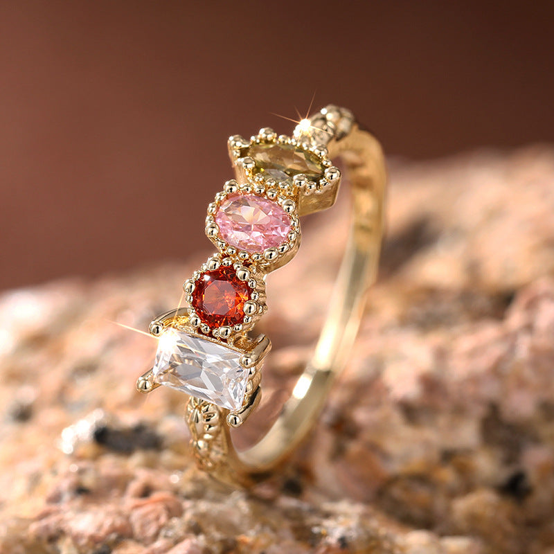 Four Seasons Gemstone Row Ring (Light Luxury Niche Vintage Band)