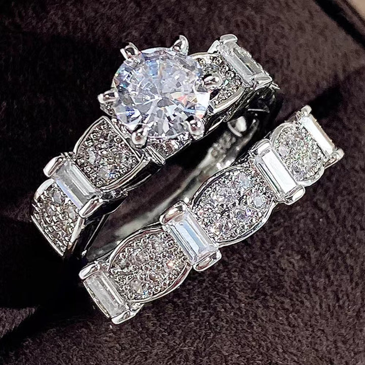 Gold‑Tone Bow‑Detail Round‑Center Two‑Piece Ring Set