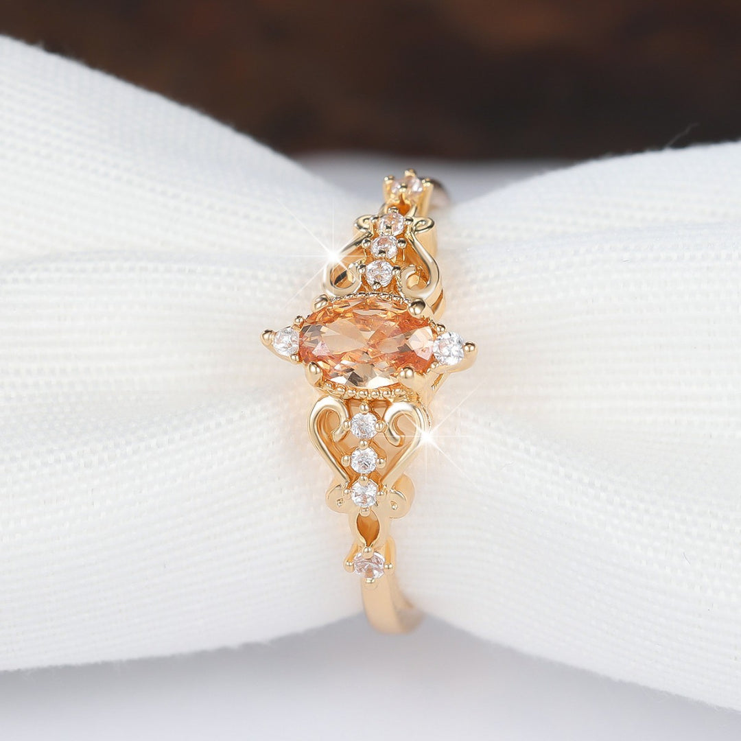 Vintage Openwork Champagne Oval Gem Ring, European Court Style Paved Crystal Women Band