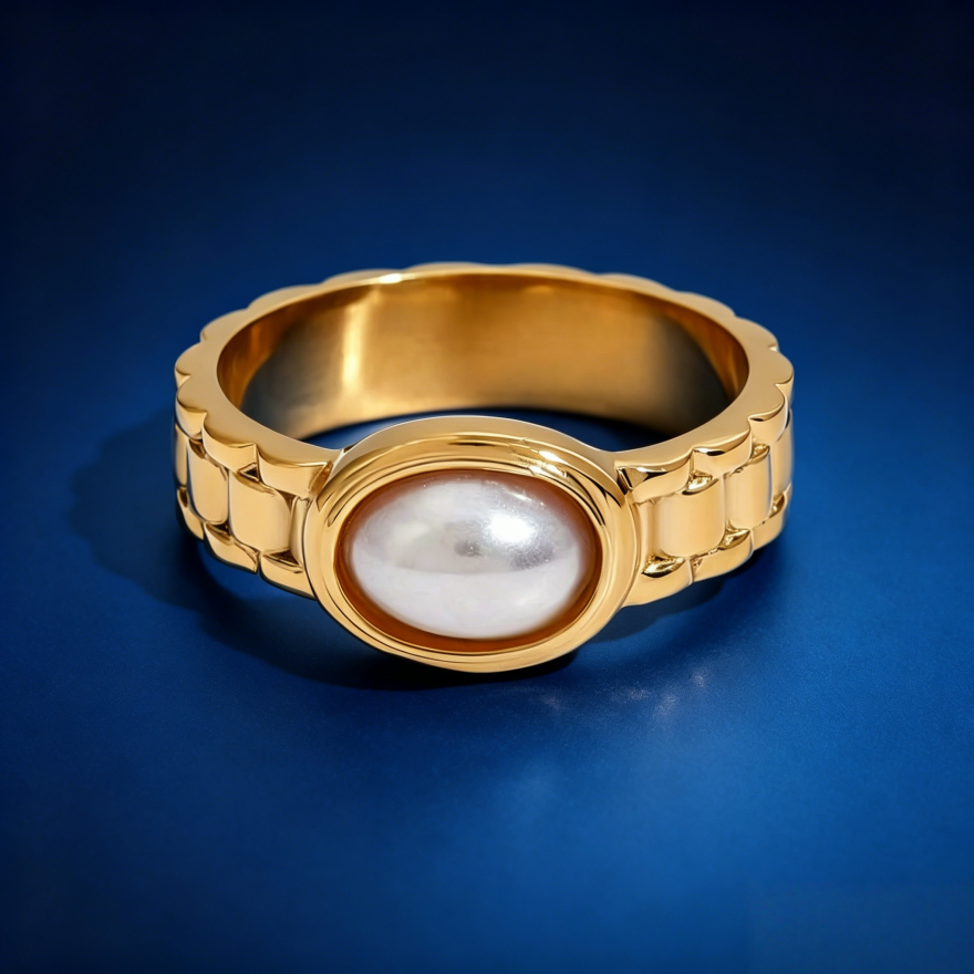 Chain Scalloped Oval Pearl Gold Plated Ring, Vintage Light Luxury Titanium Steel Statement Band