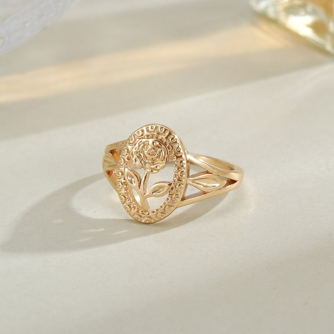Vintage Embossed Oval Rose Openwork Ring, French Court Style Gold Floral Band