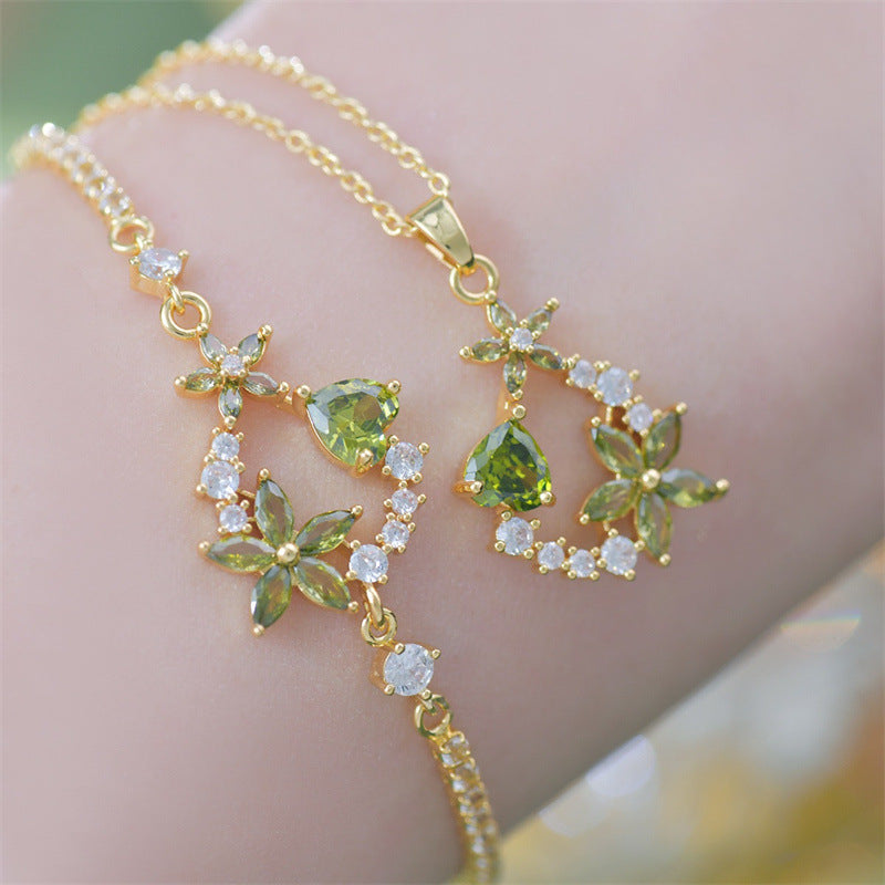 Multicolor Floral Adjustable Pull Bracelet, Multi Diamond Flower Elegant Women Jewelry