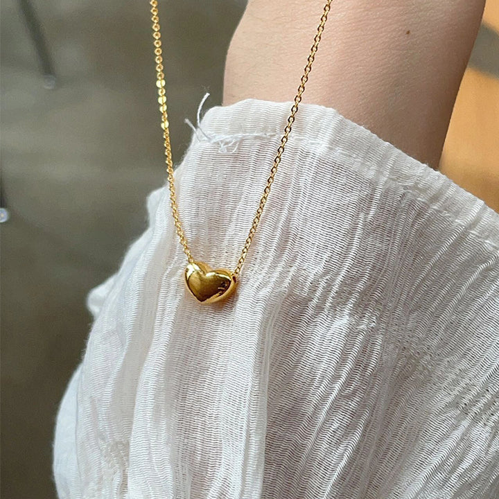 Smooth Solid Heart Necklace, Minimal 3D Heart Collarbone Chain, Classic Gold Basic Jewelry