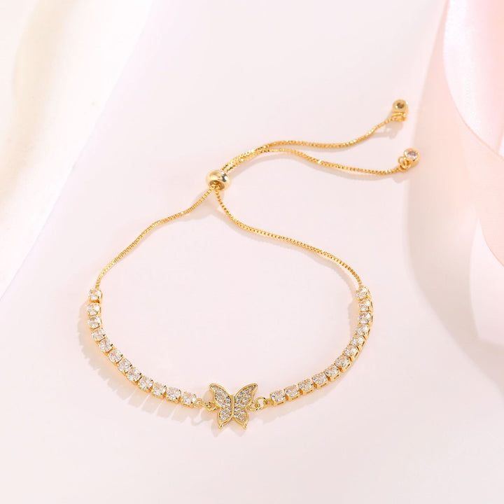 Pave Diamond Butterfly Slim Chain Bracelet (Sweet-Cool Girlish Style Light Luxury Stackable Bracelet)