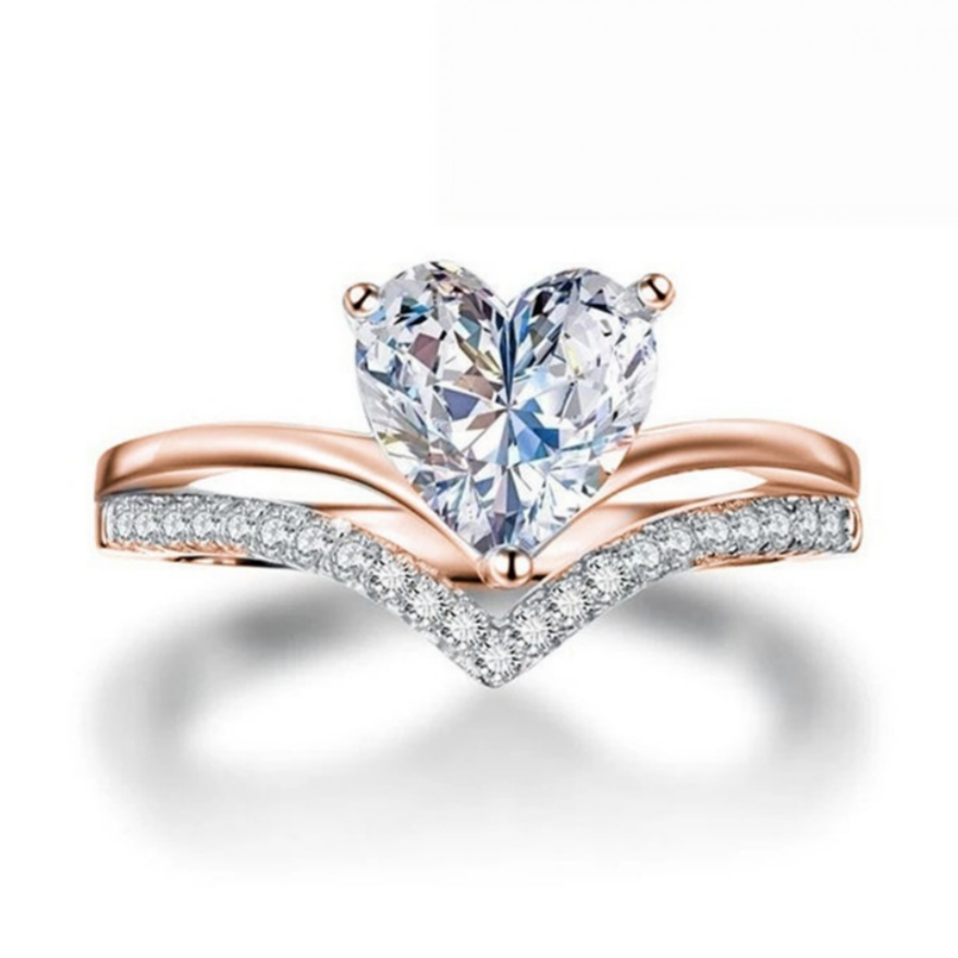 Heart‑Cut Center Stone V‑Shaped Paved Stackable Ring Set, Three‑Color Options
